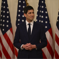 Yeni Fed Başkanı Kevin Warsh yemin etti