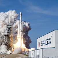 SpaceX, dev halka arzda bankalardan komisyon indirimi istiyor