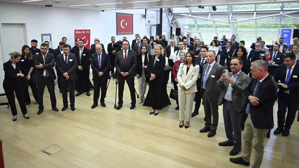 Türkiye'nin yatırım fırsatları Brüksel iş dünyasına tanıtıldı