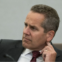 Fed yetkilisinden banka düzenlemelerinin gevşetilmesi risklerine karşı uyarı