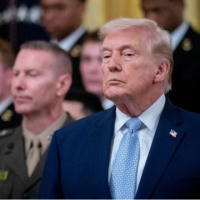 Trump: Fed'in faiz artırması yanlış olur