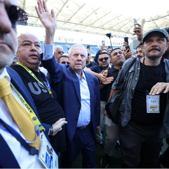 HABERLERAziz Yıldırım yeniden Fenerbahçe Başkanı seçildi