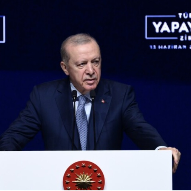 Erdoğan: Ulusal Yapay Zeka Okuryazarlığı programını başlatacağız