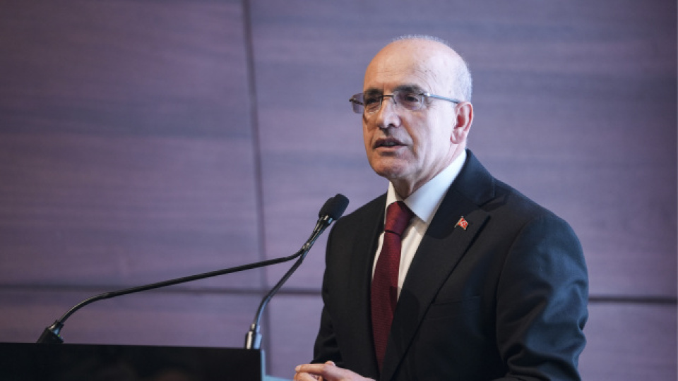 Bakan Şimşek: Sanayi üretimi Nisan'da yıllık yüzde 6 arttı