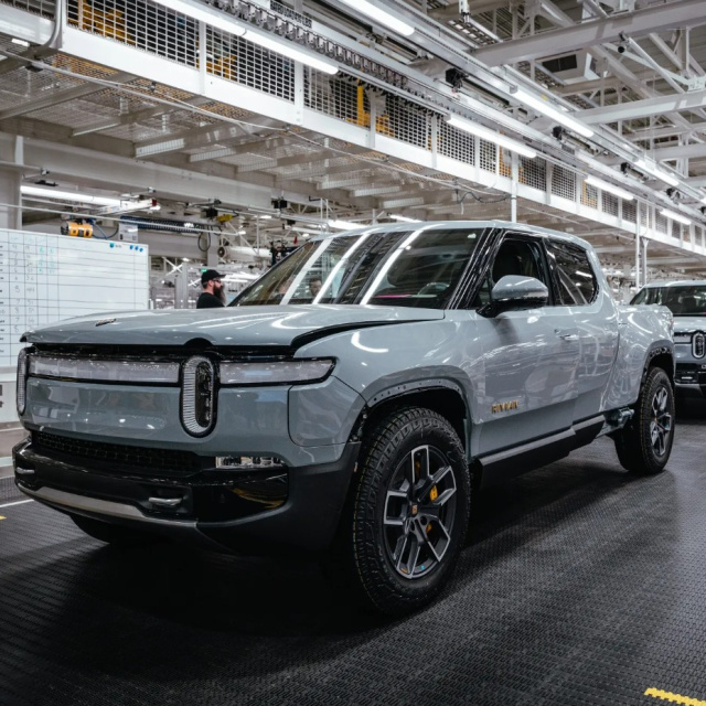 Rivian, yüzlerce çalışanıyla yollarını ayırıyor