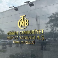 "Faiz swapları TCMB için haftalık repo ihalelerine dönüş sinyali veriyor"