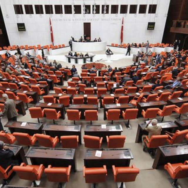 12. Yargı Paketi Meclis'e sunuldu