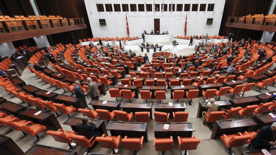 12. Yargı Paketi Meclis'e sunuldu