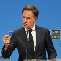 Rutte: Türkiye savunma sanayisiyle NATO'ya güç katıyor