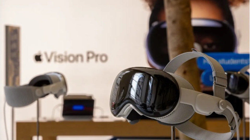 Apple Vision Pro başkan yardımcısı OpenAI'a geçiyor