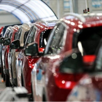 "Otomotiv pazarında yıl sonunu kur ve kredi belirleyecek"
