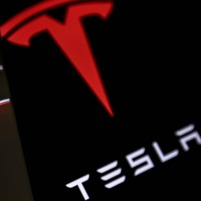 Tesla'nın satışları beklentilerin çok üzerinde arttı