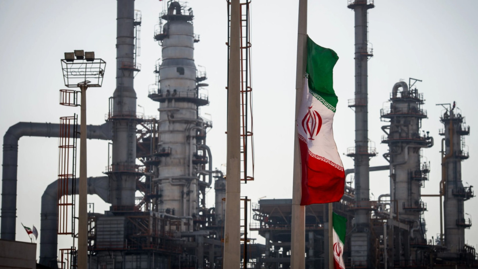 ABD, İran petrolüne tanıdığı geçici muafiyeti sonlandırdı