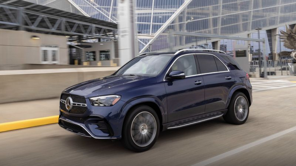 Mercedes'in otomobil satışları Çin etkisiyle düştü