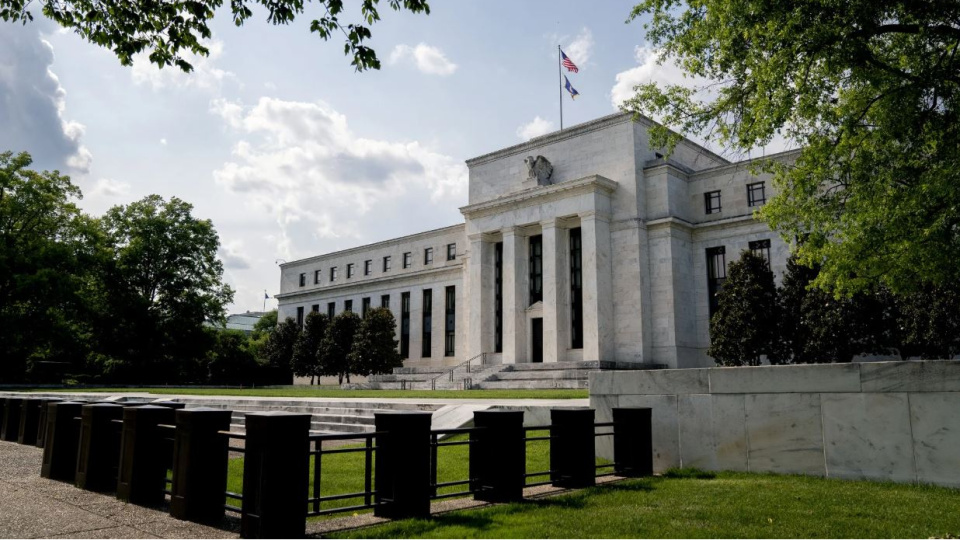 Fed Tutanakları: Yapay Zeka Kaynaklı Talep Enflasyonu Yüksek Seviyelerde Kalabilir