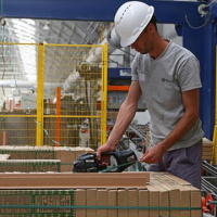 Sanayi üretimi Mayıs'ta aylık bazda geriledi