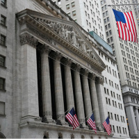 Wall Street bankalarının rekor çeyreği, işten çıkarmaları yavaşlatmadı