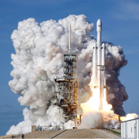 SpaceX piyasada çakılmaya devam ediyor