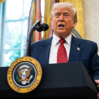 Trump: İran'a çok sert bir darbe indireceğiz çünkü sıra bizde