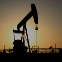 Petrol, İran-Umman görüşmelerindeki ilerleme sinyalleriyle geriledi