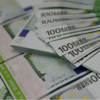 ‘ABD’yi sat’ teması yaygınlaşırsa euroda değerlenme bekleniyor