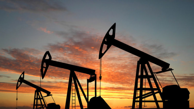 Petrol, Hürmüz Boğazı’na ilişkin yeni kısıtlama önerileriyle yükselişini sürdürdü