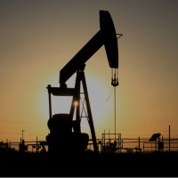 Petrol, ABD enflasyon verisi öncesi yükseldi