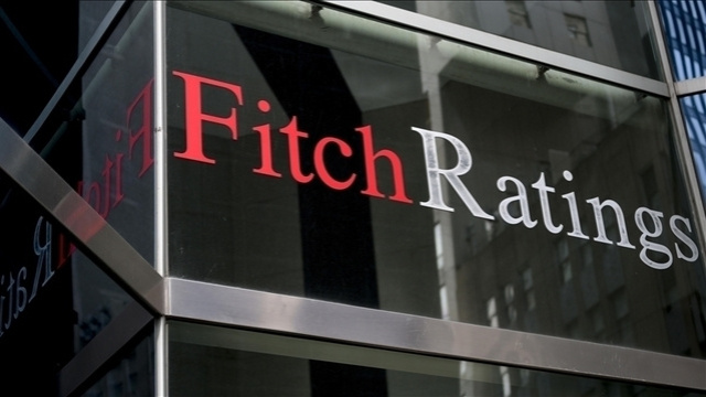 Fitch İngiltere'nin kredi notunu teyit etti