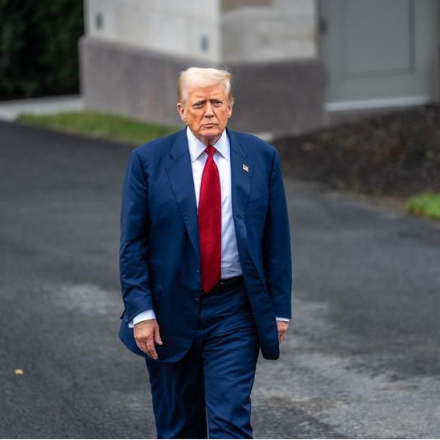 Trump, İran'a yönelik eşi benzeri görülmemiş "ekonomik operasyon" ilan etti