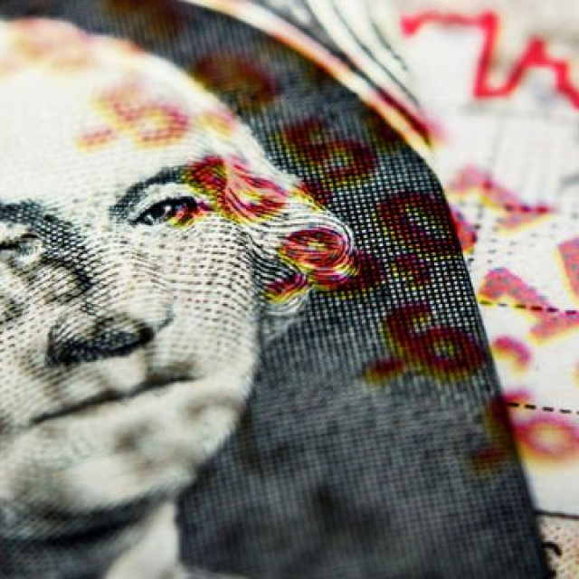 HABERLERFon piyasasında kartlar yeniden dağıtılıyor