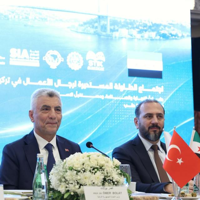 Bakan Bolat, Halep'te Türk ve Suriyeli iş insanlarıyla bir araya geldi - 4 hafta önce