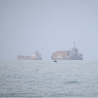 İran: Hürmüz Boğazı'nı geçmeye çalışan 2 tanker mayına çarptı