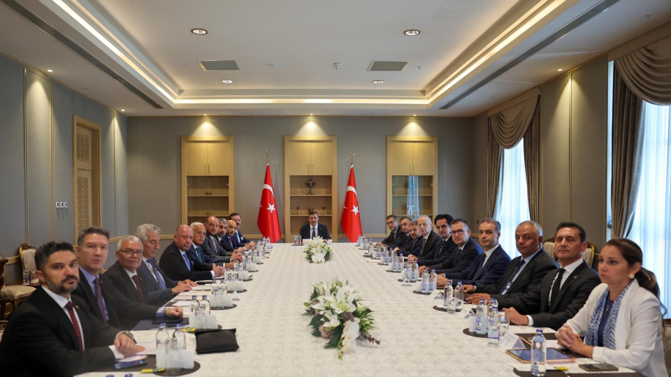 Yılmaz'dan OVP toplantısı