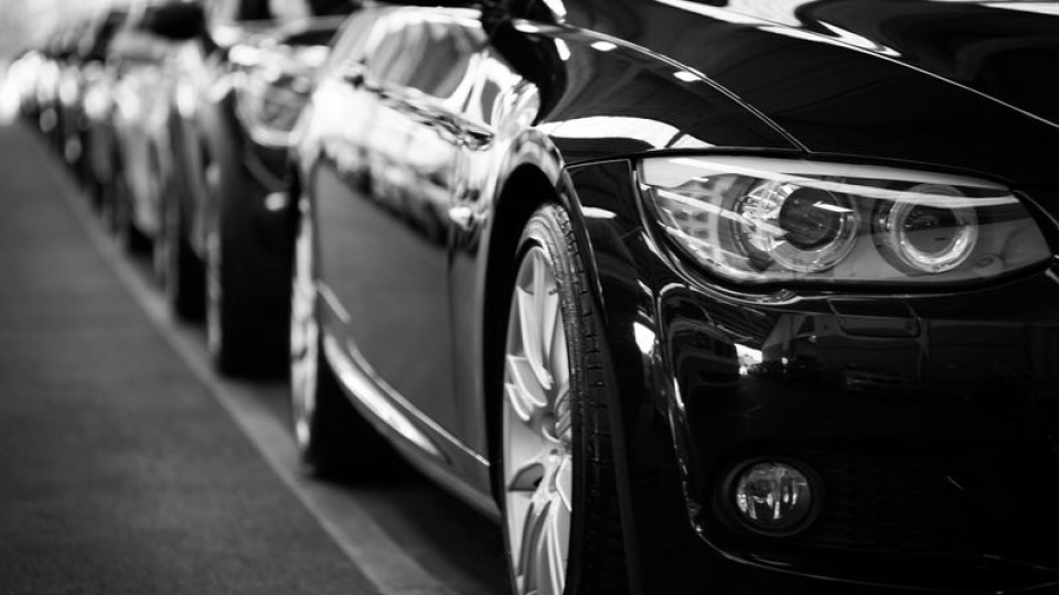 Otomotivdeki kredi sıkışıklığı ticari araç satışla…