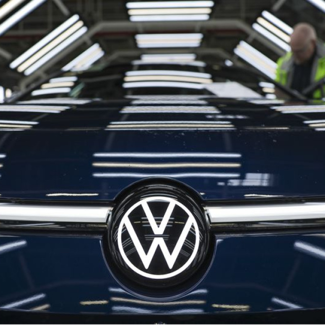 Alman sendikası IG Metall'den Volkswagen yönetimine uzlaşı çağrısı