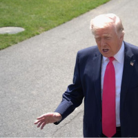 Trump'tan Fed'e: Faizleri düşürün yoksa ticareti durdururum