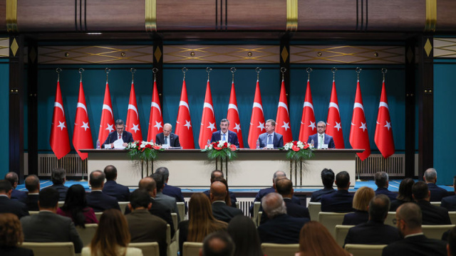 Orta Vadeli Program'da yıl sonu enflasyon tahmini yükseldi