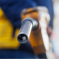 Motorine yeni zam: Üç hanelere yaklaştı