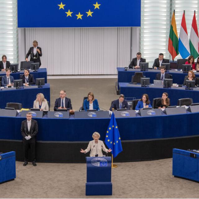 AP'den savunma projelerini hızlandıracak düzenlemelere onay - 1 hafta önce