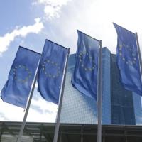 Euro Bölgesi özel sektör faaliyeti üç yılın zirvesinde