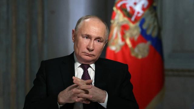 Putin'den Ukrayna ile müzakerelere yeniden başlama sinyali