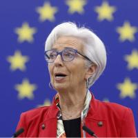 Lagarde'dan erken istifa sinyali