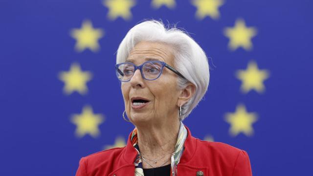 Lagarde'dan erken istifa sinyali