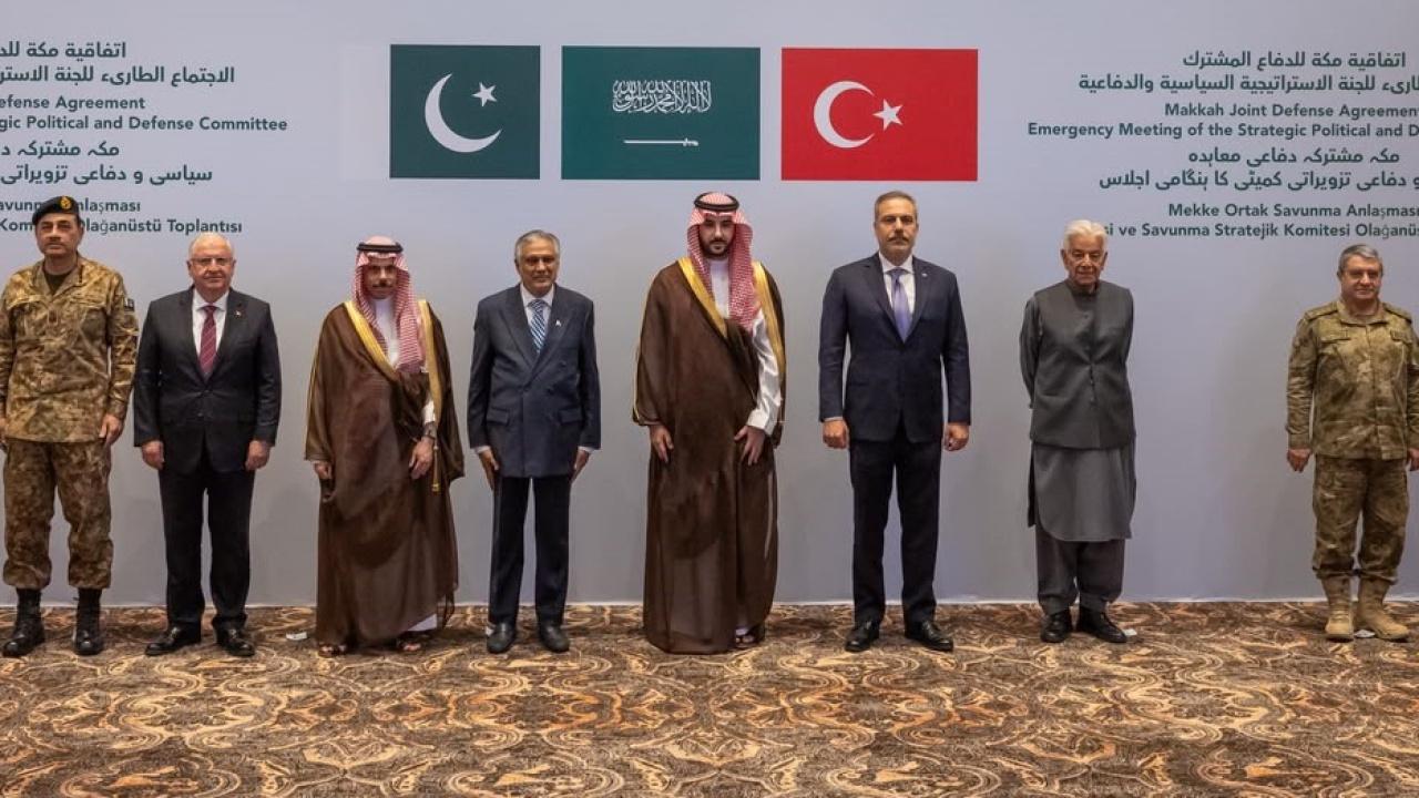 Mekke İttifakı toplantısında Suudi Arabistan'a askeri destek kararı alındı