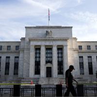 Fed: ABD'de gelir ve servet artışına rağmen finansal baskı büyüyor