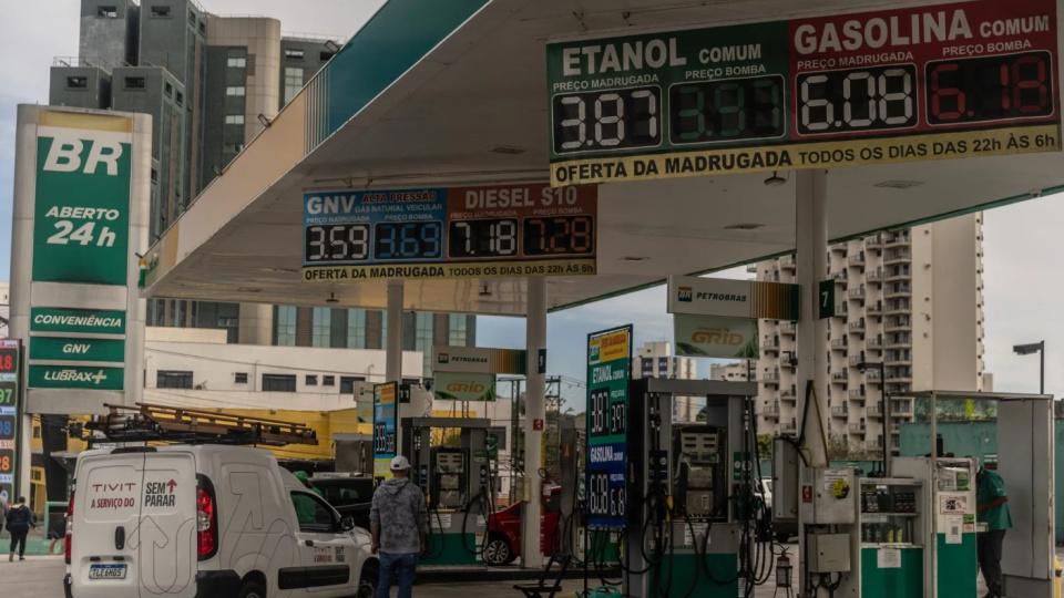 Brazil extends fuel tax relief and adds diesel subsidies