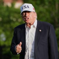 Trump: Bence Ukrayna'nın yeni bir başkan edinme vakti geldi