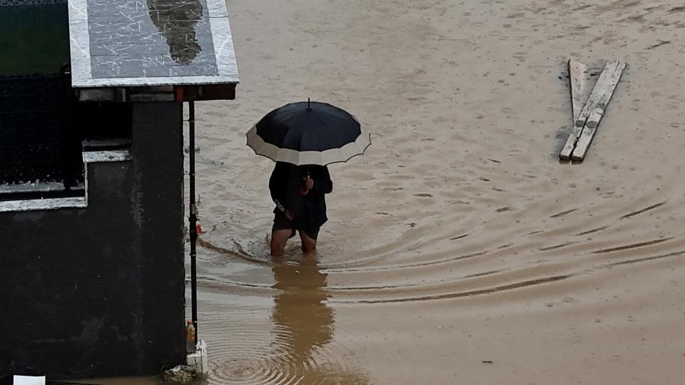 Turkey allocates 40 million lira for flood-hit provinces