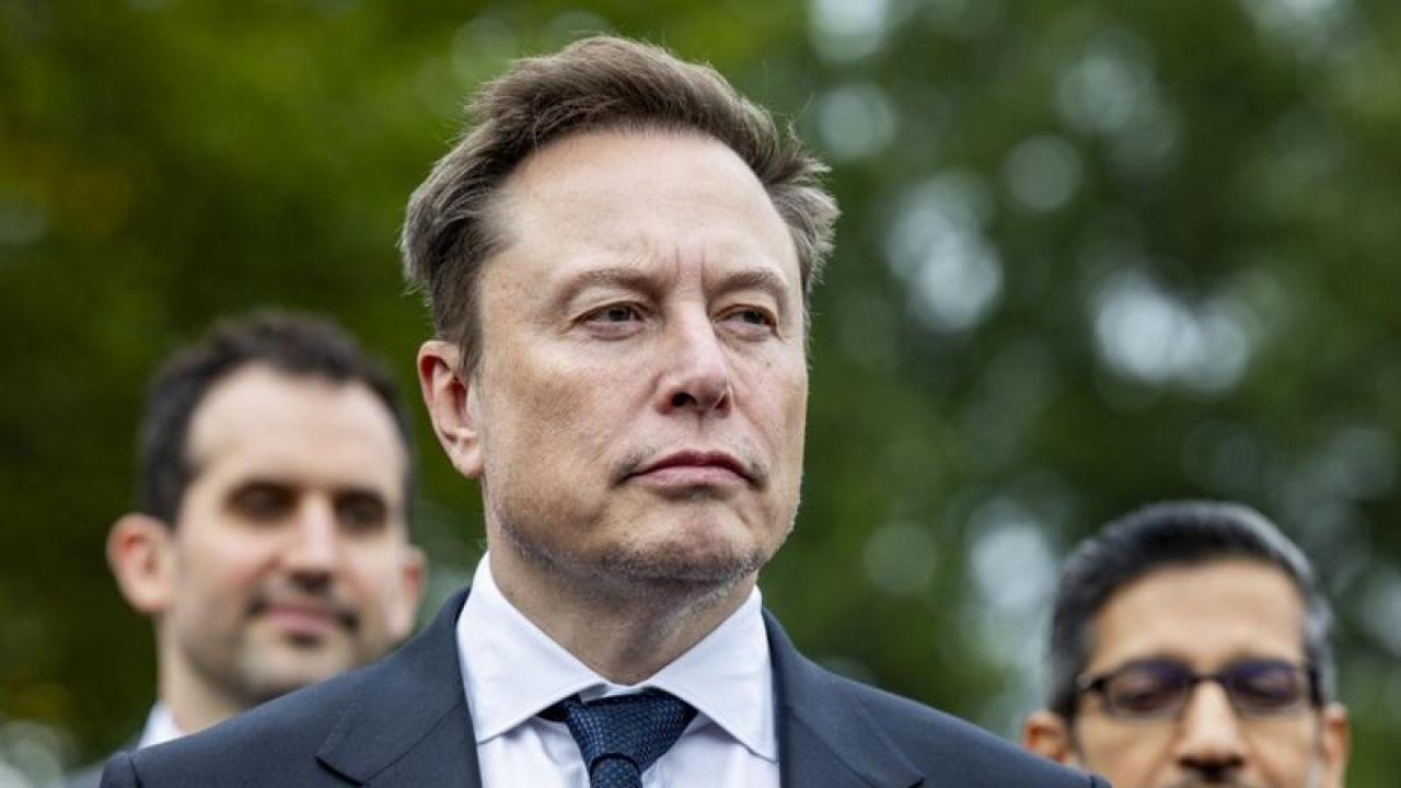 Musk'tan Amerika'daki her çocuğa SpaceX hissesi vaadi