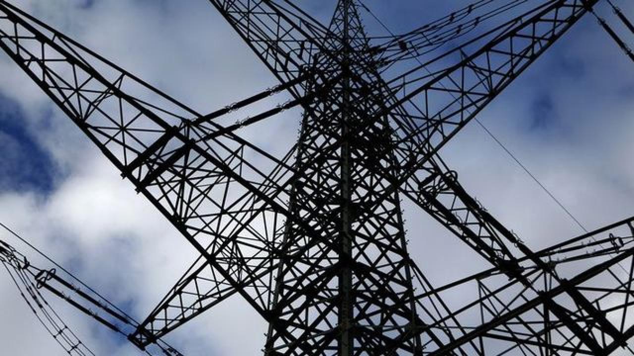 Elektrikte saatlik mahsuplaşma adımı: "Yenilenebilir enerji yatırımlarını yavaşlatabilir"